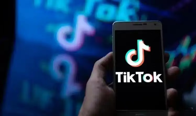 Alat Pemasaran Influencer: Panduan Lengkap Pemilihan dan Penerapan bagi Merek