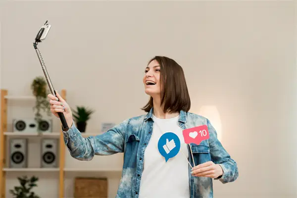 Riset Influencer Pesaing TikTok: Kerangka Praktis untuk Creator Intelligence