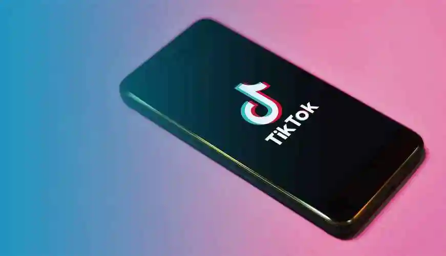 Riset Influencer Pesaing TikTok: Kerangka Praktis untuk Creator Intelligence