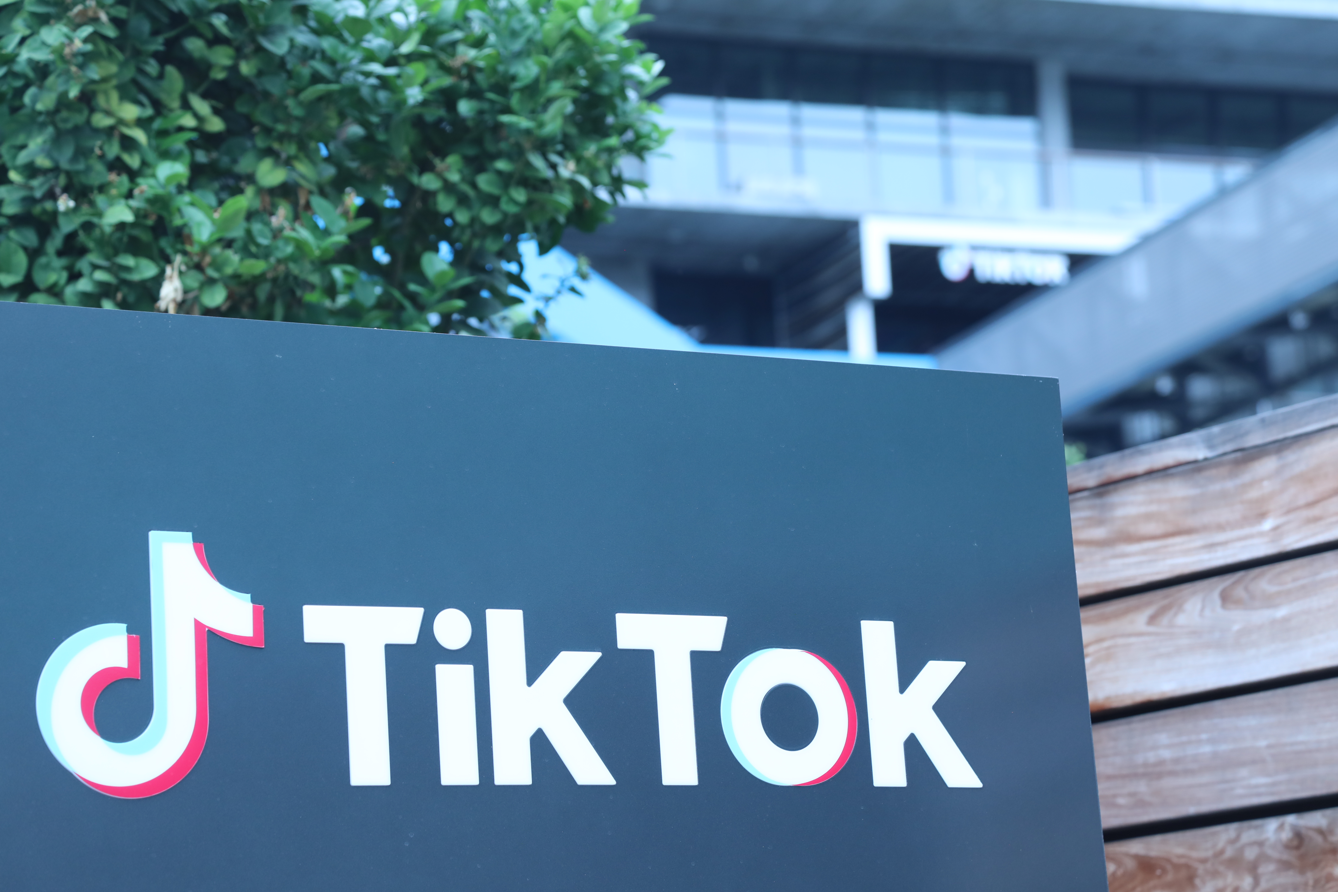 Membangun Daftar Kreator TikTok Kompetitor: Dari Riset Kompetitor ke Alur Kerja Kreator