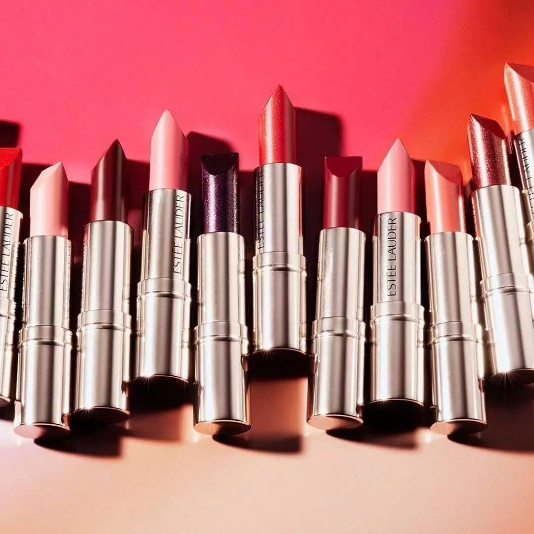 Deretan produk lipstik