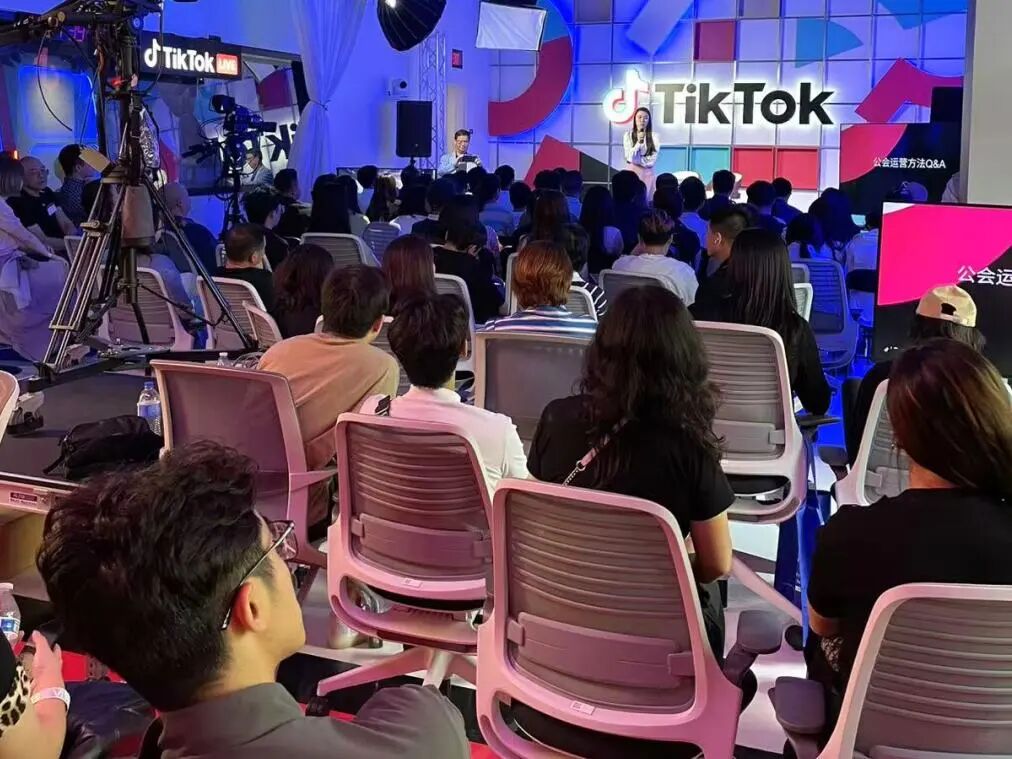 TikTok Creator Outreach Tool vs Pencarian Manual: Di Mana Kesenjangan Saat Skala Penawaran Kreator Meningkat?